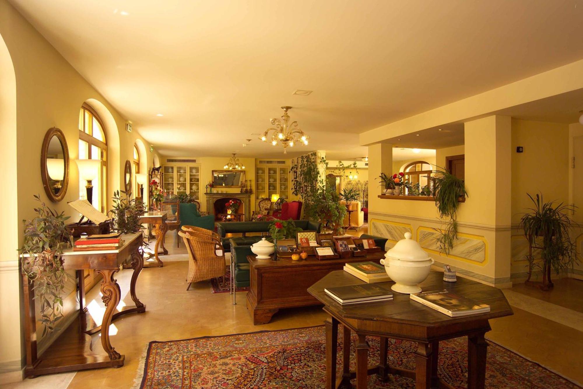 Hotel San Luca Spoleto Eksteriør bilde